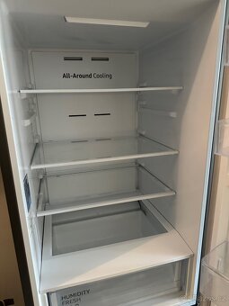 Lednička s mrazničkou Samsung - 3