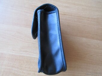 Kožená pouzdra Olympus, Leica, GR - 3