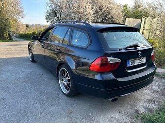 BMW 320i e91 - 3