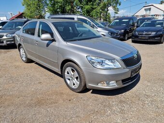 Škoda Octavia 2 2,0TDI 103KW ELEGANCE - 3