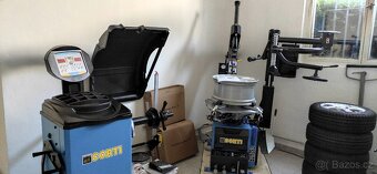 Zouvačka s pomocným ramenem a vyvažovacka 3D,automaty - 3