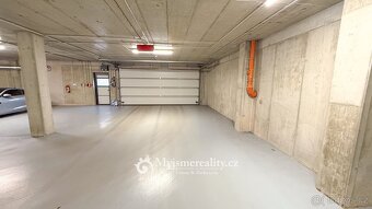 Pronájem garážové stání, 18 m2 - Znojmo, ul. Kosmákova - 3