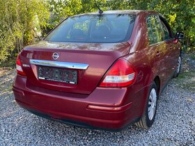 Náhradní díly z Nissan Tiida C11 - 3