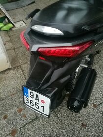 2600 km   SKUTR YAMAHA X-MAX 250i nové od 21.7.2016 - 3
