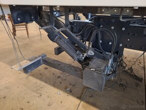 Hydraulické čelo rv2019 - 3