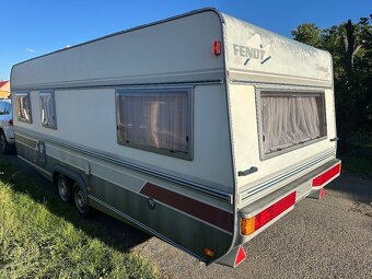 Karavan Fendt Diamant - Doklady - 3