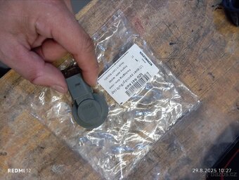 Objímka žárovky denního svícení Octavia II Fl - 3