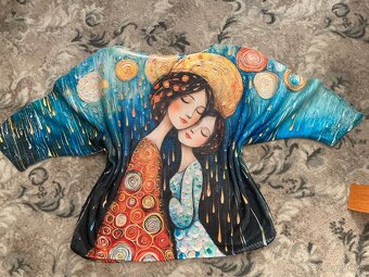 Dámský krásný svetr - 3