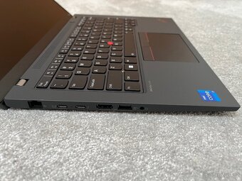 Nabizím nový Lenovo ThinkPad P14s Gen 4 - 3
