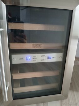 Polovodičová vinotéka 2-zónová na 12 lahví - 3