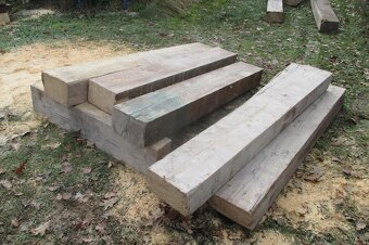 Trámy , vyschlé , 80 let staré - 3