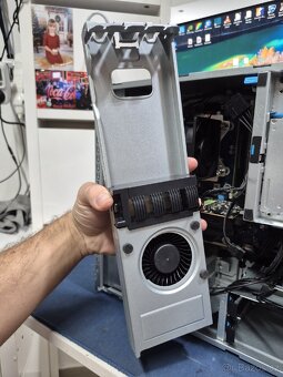 PC pro 10-11 GENERACI / 700W+PLATINUM / - 3