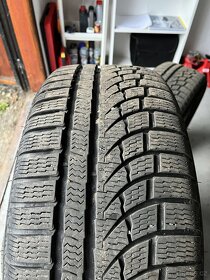 Zimní pneu Nokian 235/55/17 - 3