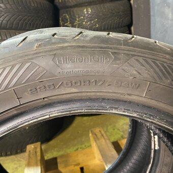 Letní pneu 225/50 R17 94W Goodyear 5,5mm - 3