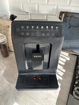 Automatický kávovar KRUPS EA897B10 Evidence Eco - 3