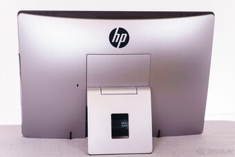 komplet PC v monitoru i3 8GB 256 SSD příslušenství - 3