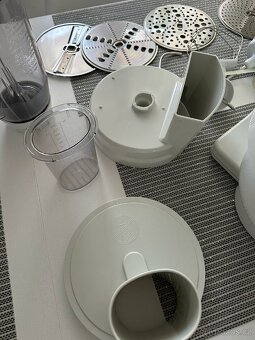 Kuchynsky robot BOSCH MUM s prislusenstvim - 3