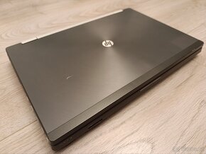 HP EliteBook 8570w výkonný notebook - 3