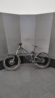 Sjezdové kolo Devinci Wilson Full Carbon 2016 - 3