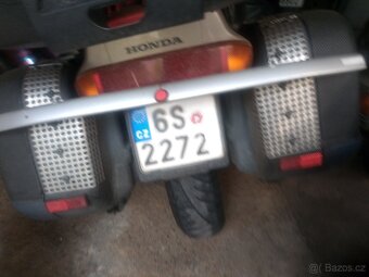 Honda - 3