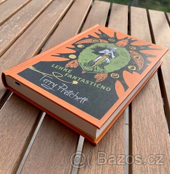 Terry Pratchett - LEHKÉ FANTASTIČNO - limitovaná edice - 3