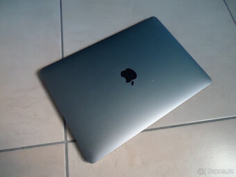 Macbook Pro 13 2017 - 3