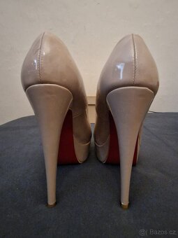 Lodičky Christian Louboutin , vel 39. - 3