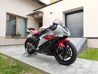 Yamaha YZF R6 - 3
