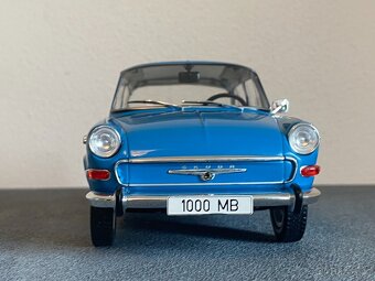 SKODA/ VOLGA predam krasny zberatelsky model. Mierka 1:18. - 3