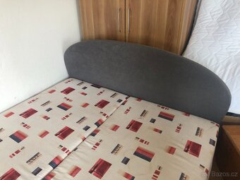 Čalouněná manželská postel 160x200 s úložným prostorem - 3