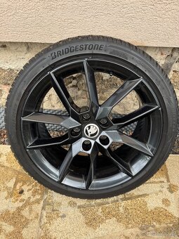 Prodám zimní kola Gemini 225/40 R18, 5x112, ET 51 - 3