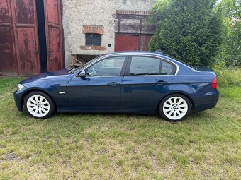 BMW E90 325i - 3