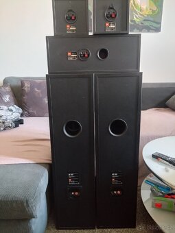 Sestava JBL reproduktoru - 3