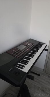 Korg pa 700 - 3