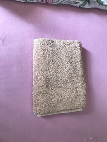 Ložní soupr. polstarky a povlaky, rucniky,osusky,deky. - 3