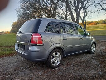 Zafira B 1.8 benzín, r.v.2008, najeto 180 400 Km, 7 míst - 3
