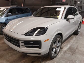Porsche Cayenne – Rok 2024, pouze 25k km - 3