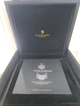 Exkluzivní stříbrná mince 2 kg Dragon & Tiger (Drak a Tygr) - 3