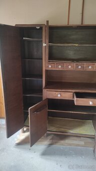 Starý kuchyňský kredenc - 3