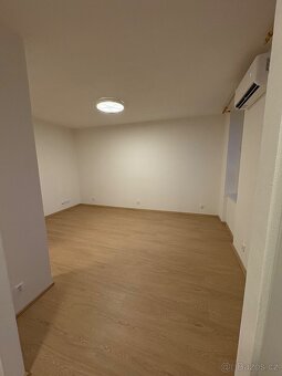 Pronájem byt 1+kk Znojmo - 3