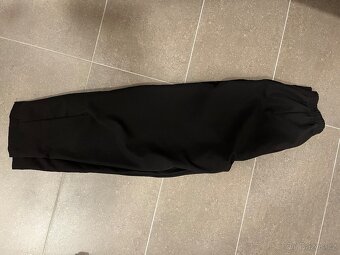 Černé kalhoty značky 3v1 - 3
