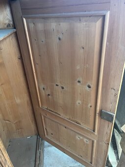 Starožitná skříň - 3