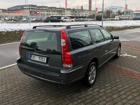 Volvo V70, D5,2,4D,120kW,4x4 automat - 3