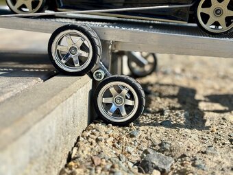 RC Expediční speciál s podvalem – unikátní offroad stavba - 3