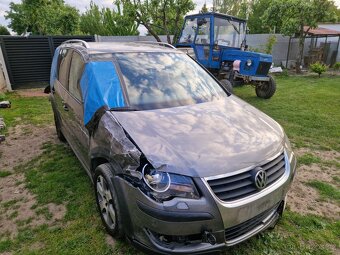 Volkswagen Cross Touran na náhradní díly - 3