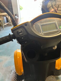 Elektrický invalidní vozík - 3