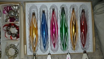 Starší Vánoční ozdoby - skleněné, kuličkové nebo jiné - 3