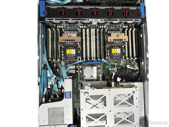 HP DL380 G10 2x Xeon 6138, 64 GB RAM, P816i 15x LFF, 2x SFF - 3