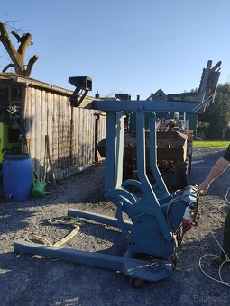 2 tunový mobilní hydraulický zvedák na automobil - 3