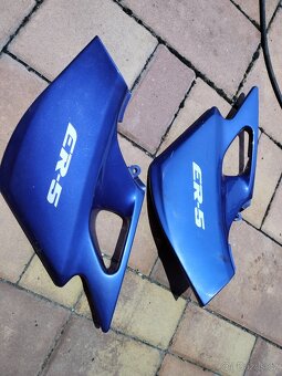 Náhradní díly na Kawasaki ER 5 - 3